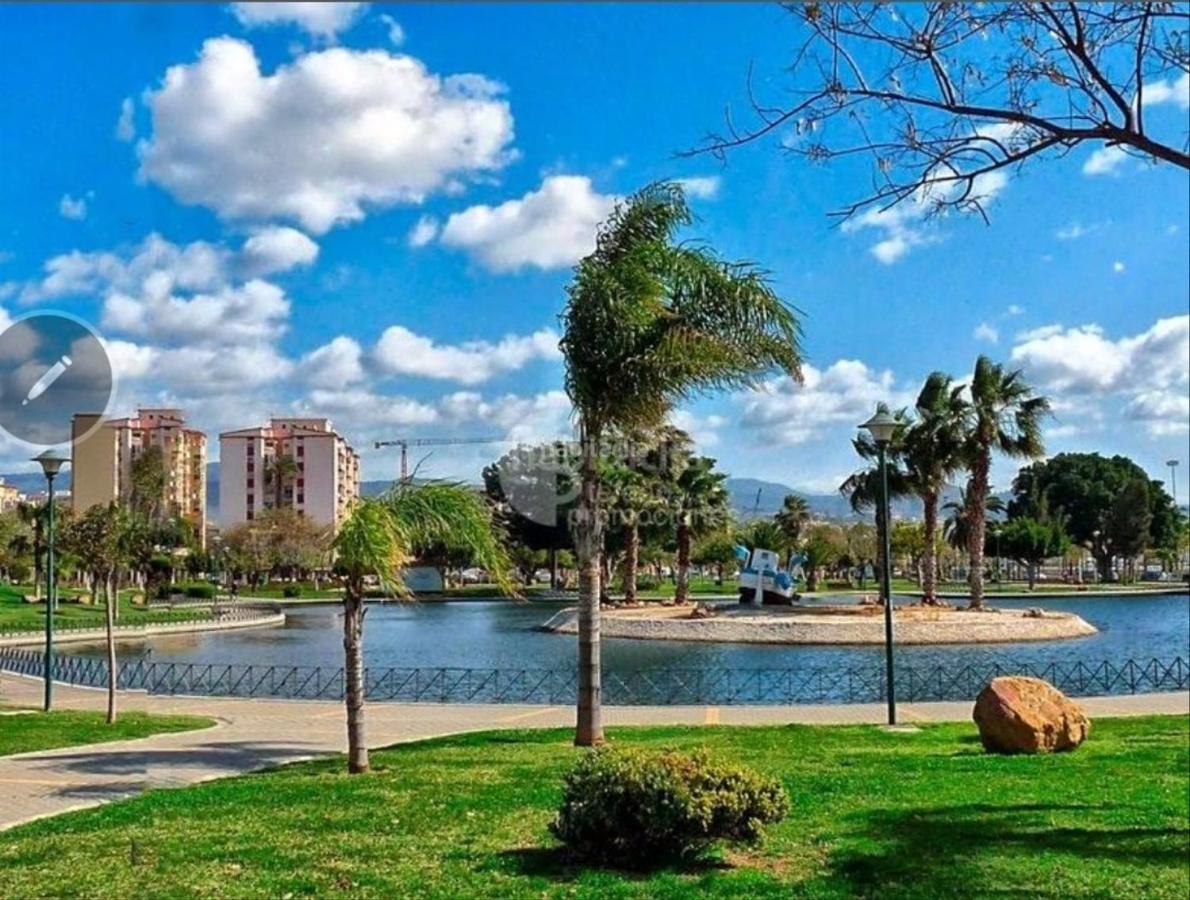 Reyna Apartamentos Málaga Extérieur photo