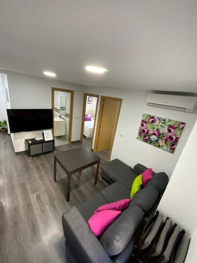 Reyna Apartamentos Málaga Extérieur photo