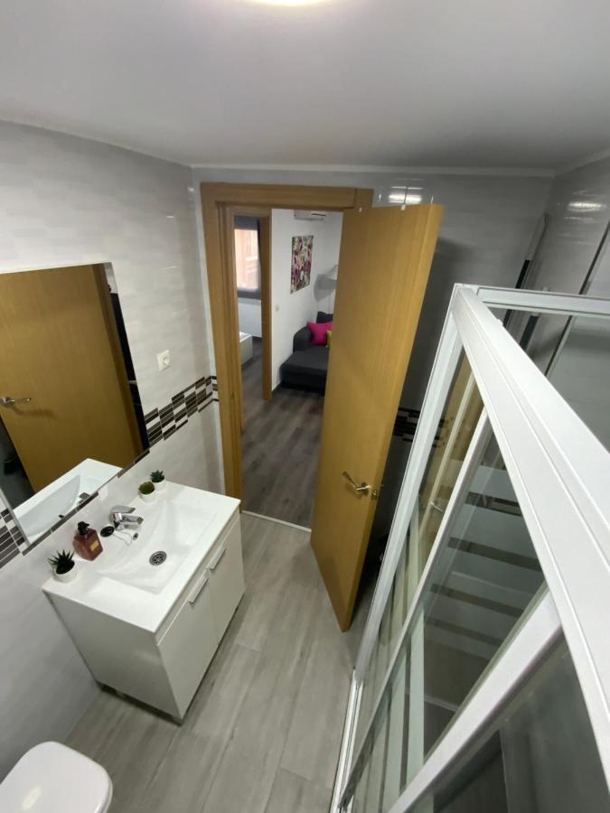 Reyna Apartamentos Málaga Extérieur photo