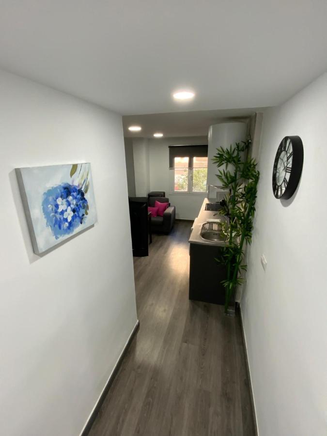 Reyna Apartamentos Málaga Extérieur photo