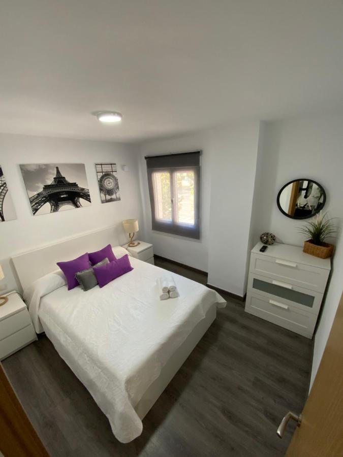 Reyna Apartamentos Málaga Extérieur photo