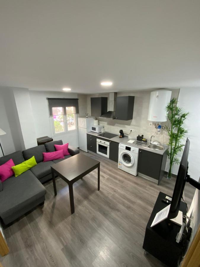 Reyna Apartamentos Málaga Extérieur photo